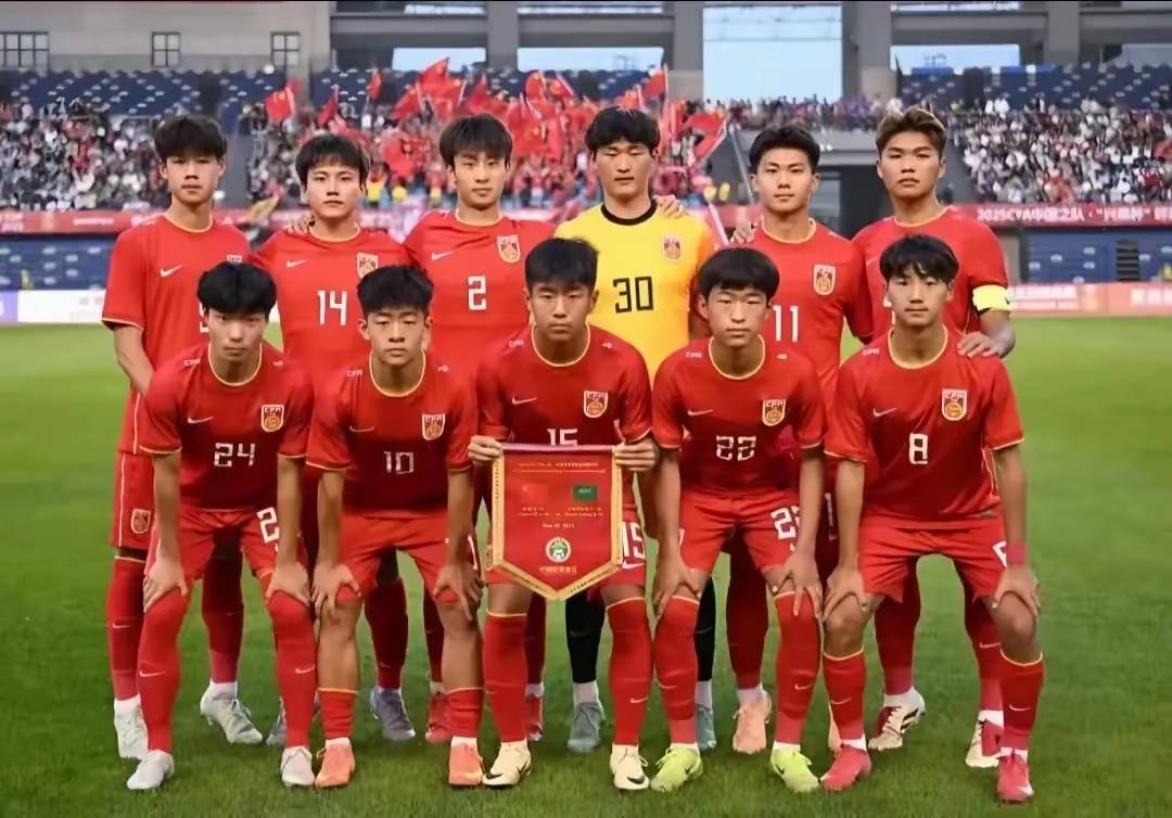 越南球队实现五连胜斩获第一